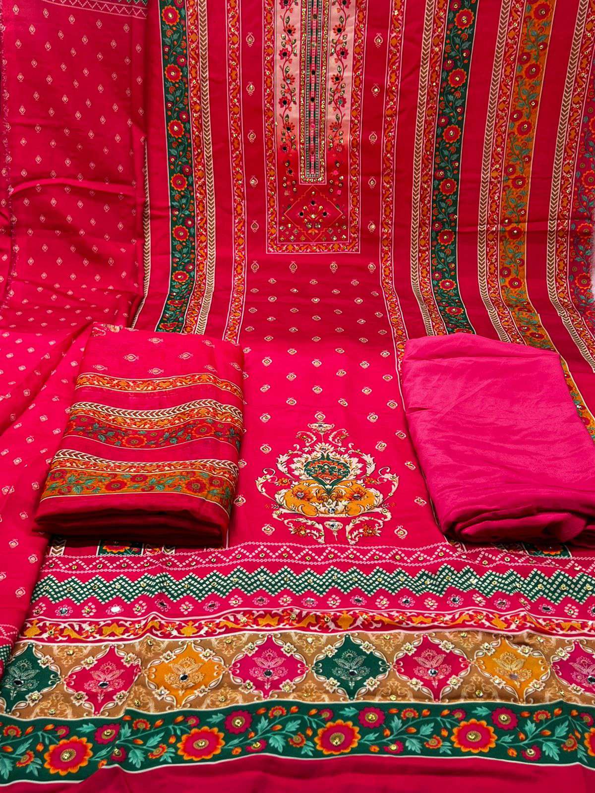 Lahori Silk Party Ware - 1200 .4