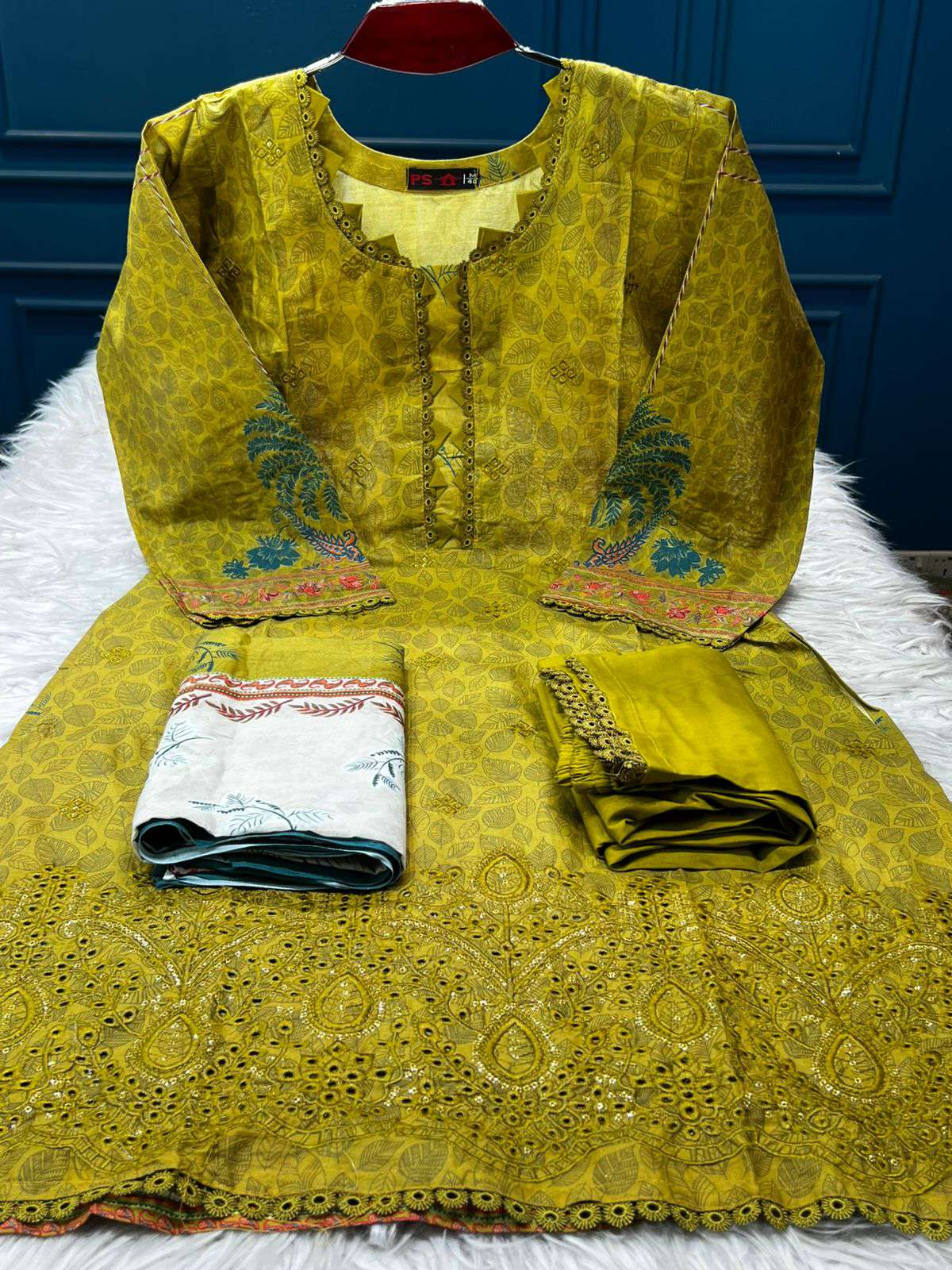 999 Deals Mehendi Salwar Kameez