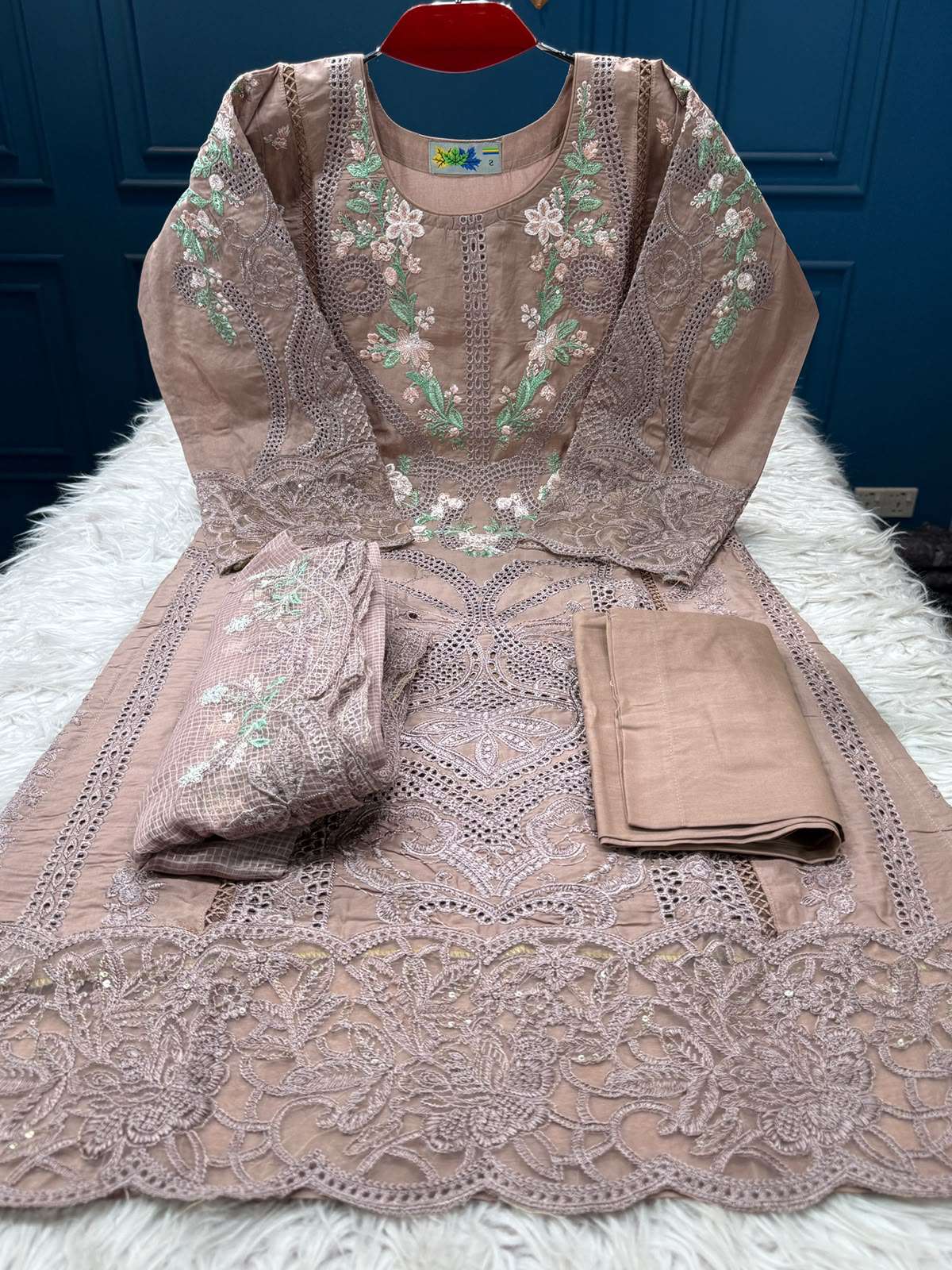 Heavy Worked Biscuit Boutiques Psrty Wear - 1950