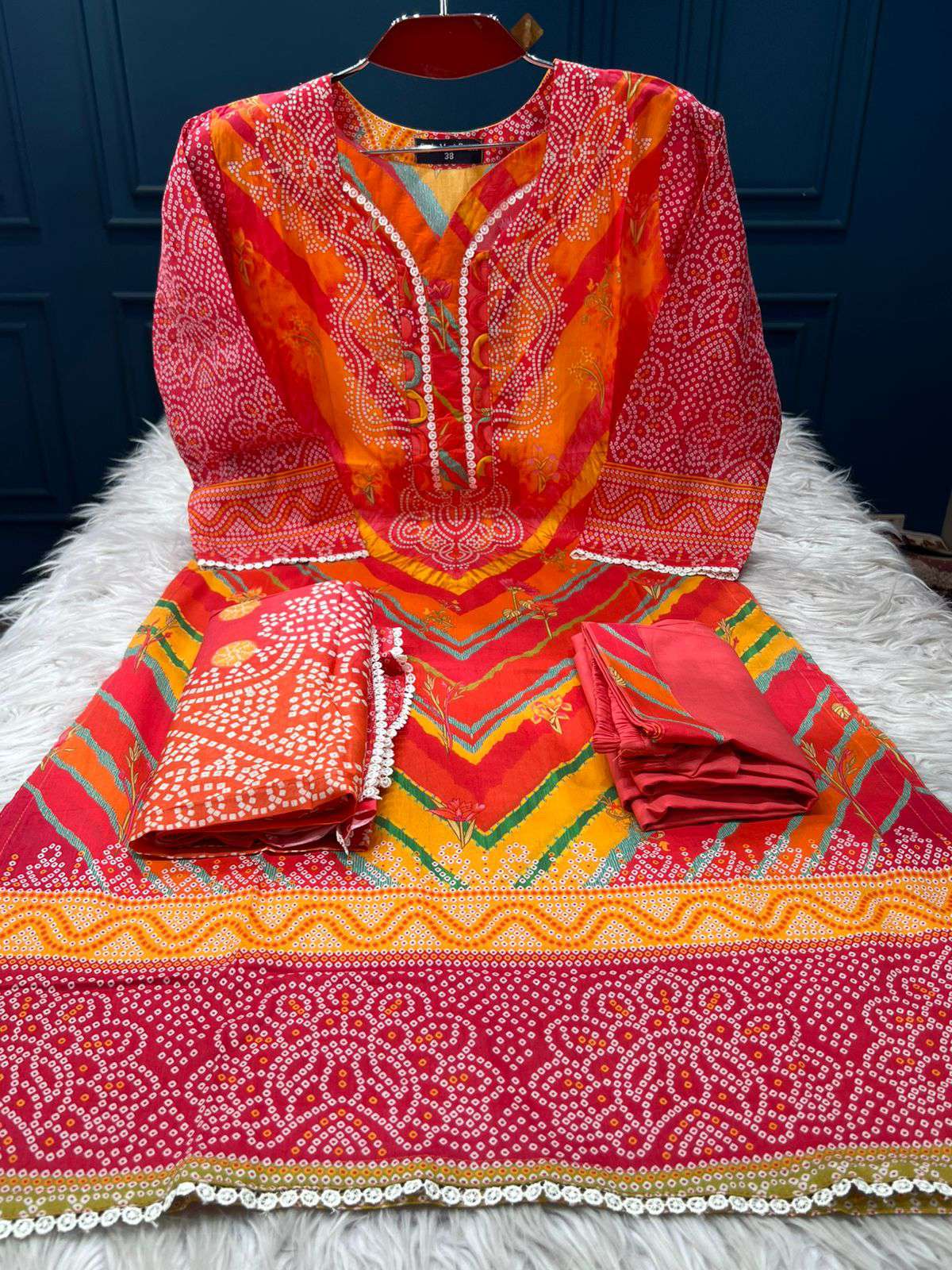 Chunri Printed Luxury Lawn Stitched - 1100